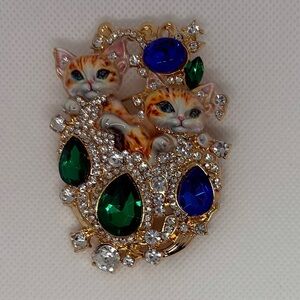 MAXIMALIST Baroque Style Cat Brooch Gold Tone Crystal Enamel Kitten Pin